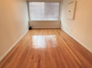 30-26 47th St #1L, Astoria, NY 11103