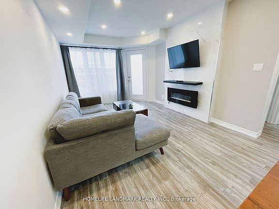 3rd image of 15 Eaton Park Ln #17