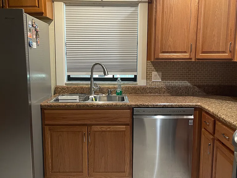 3692 NW 95th Ter #7M — Photo 3