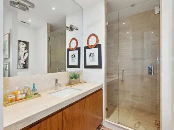 25 East 69th Street image 4 of 7