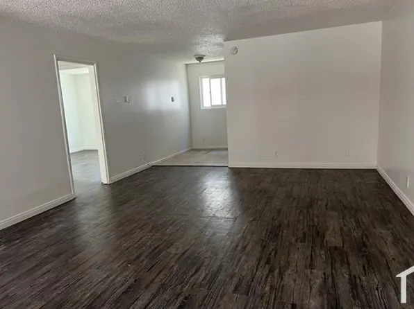 420 E Pleasant Valley Rd #2, Oxnard, CA 93033