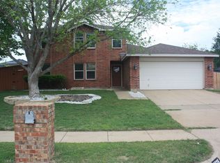 1328 Dandelion Trl, Burleson, TX 76028