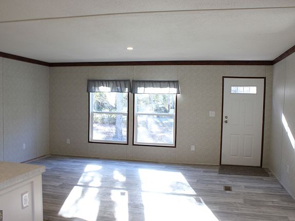 2nd image of 223 Pelican Rd