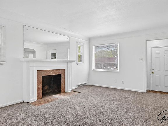 4th image of 9409 Balfour Rd