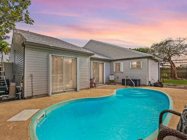 7842 W Blairwood Circle, Lake Worth, FL 33467