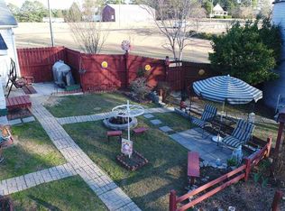 855 Bill Avery Rd, Coats, NC 27521