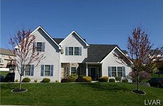 1st image of 416 E Beil Ave