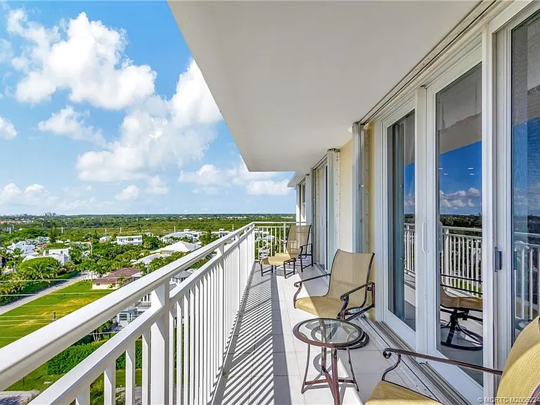 500 Ocean Dr #W-11 — Photo 43
