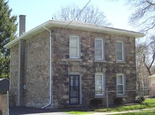 93 Jackson St, Lockport, NY 14094