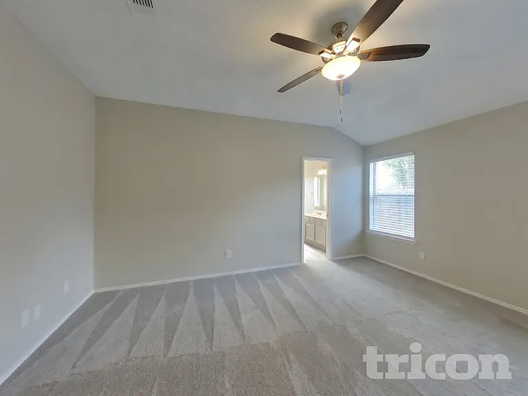 309 Pecos Dr — Photo 5