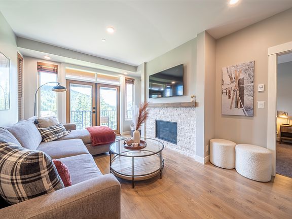 5th image of 5045 Valley Dr #14