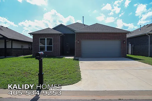 521 Remington Ave Photo 1