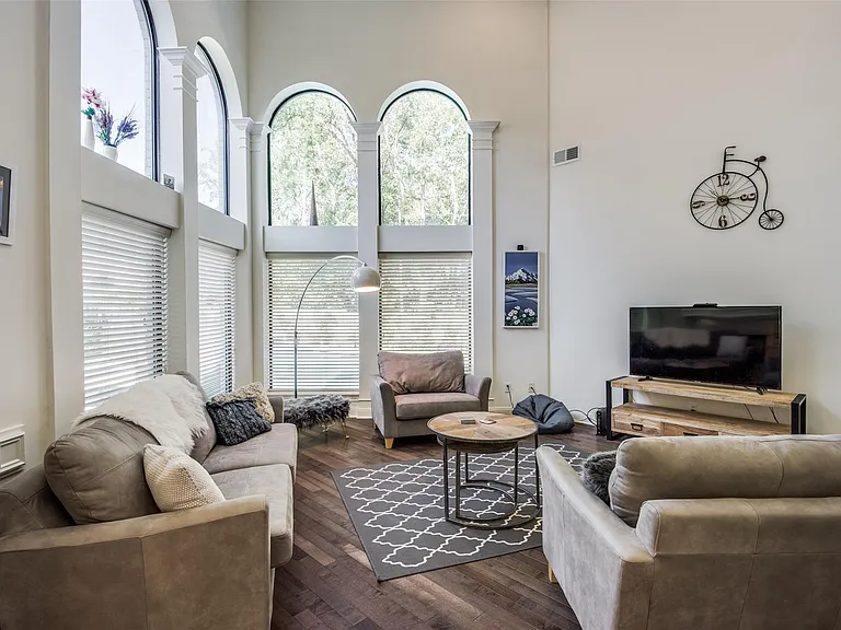 14202 Scarborough Fair St — Photo 13