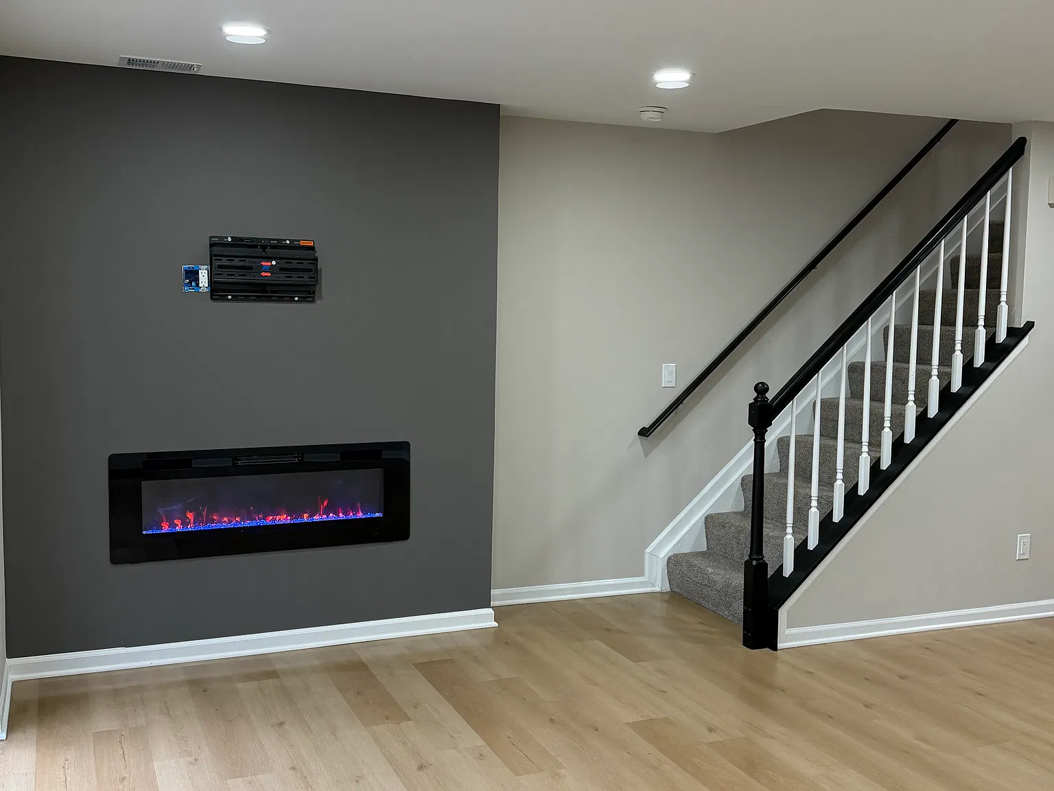 2 bed, 1092 sqft, $1,800 — Photo 2