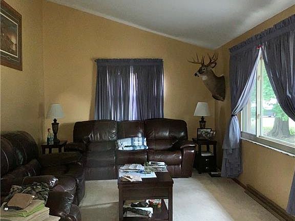 4th image of 406 E Cragmont Dr