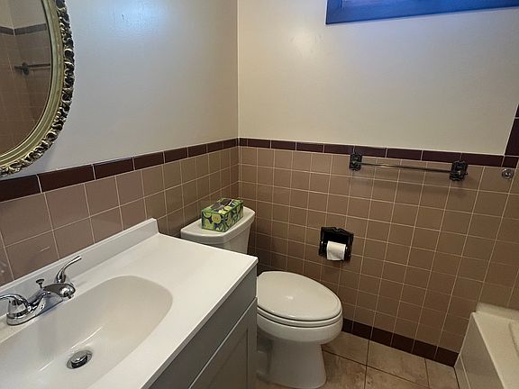 5th image of 4004 Briarwood Dr
