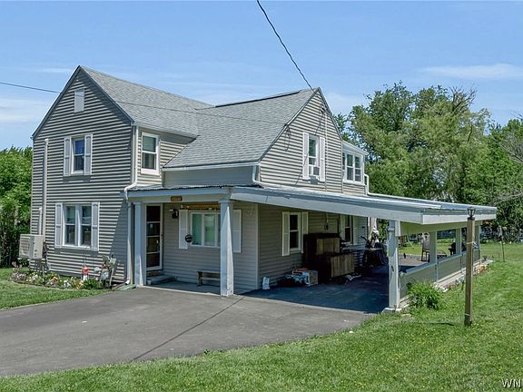 4th image of 2688 Ferndale Ave