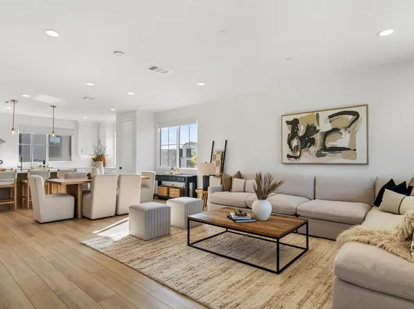 4700 Parsley Ln, Carlsbad, CA 92008