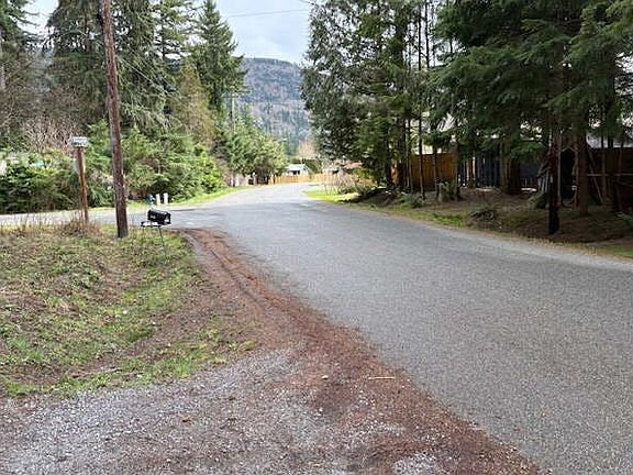 4th image of 6210 Shamrock Rd