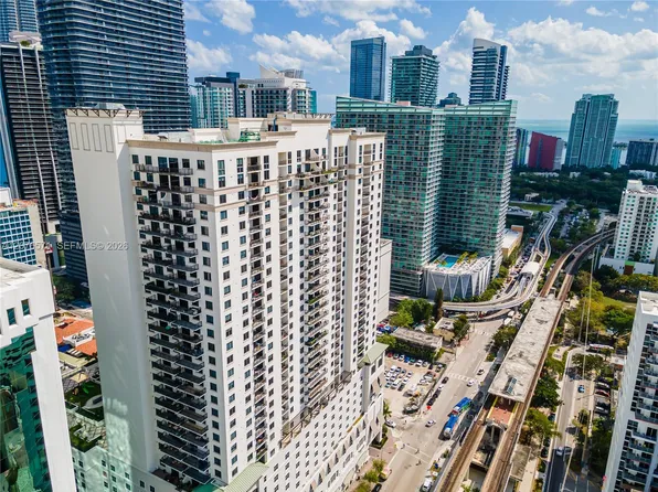 999 SW 1st Ave APT 1114, Miami, FL 33130