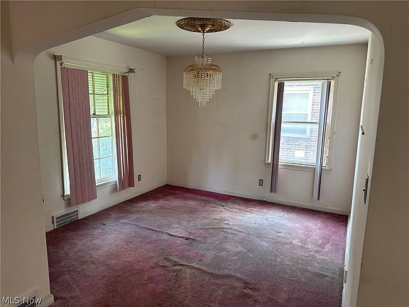 5th image of 3634 Antisdale Ave