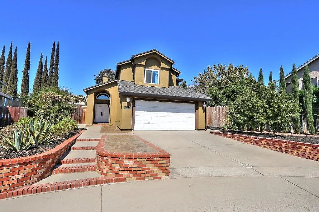 8353 Cereus Ct photo 1