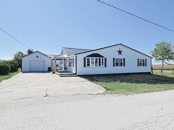 2nd image of 1406 Rose Hill Rd