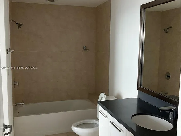 90 SW 3rd St #3708 — Photo 6