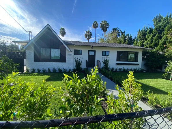 19100 Stagg St, Reseda, CA 91335