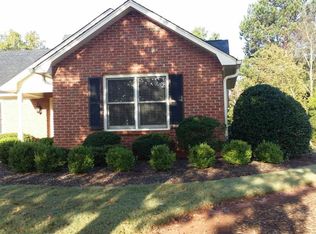 134 Fairoaks Dr, Greenville, SC 29615
