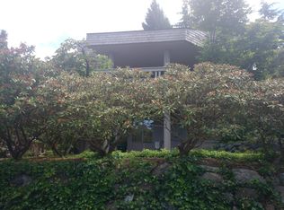 8838 Earl Ave NW, Seattle, WA 98117