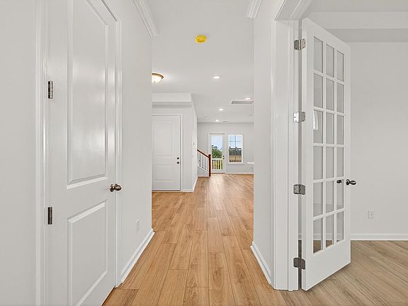 2nd image of 4436 Oakwood Ave