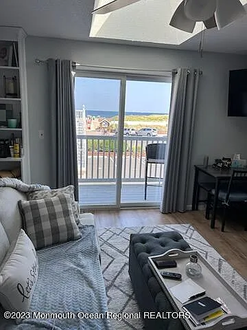 100 Ocean Ave #13D — Photo 3