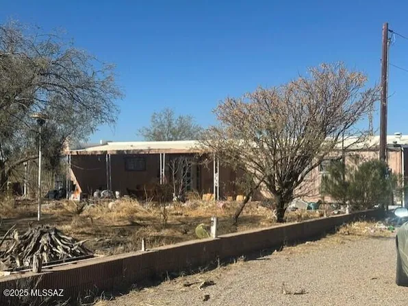 8281 S Taylor Ln, Tucson, AZ 85736