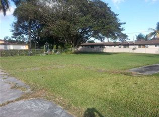 898 W Palm Dr, Florida City, FL 33034