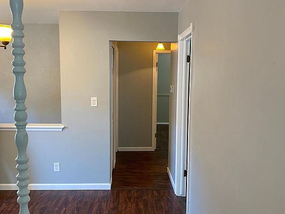 3rd image of 4243 Joliet Ave