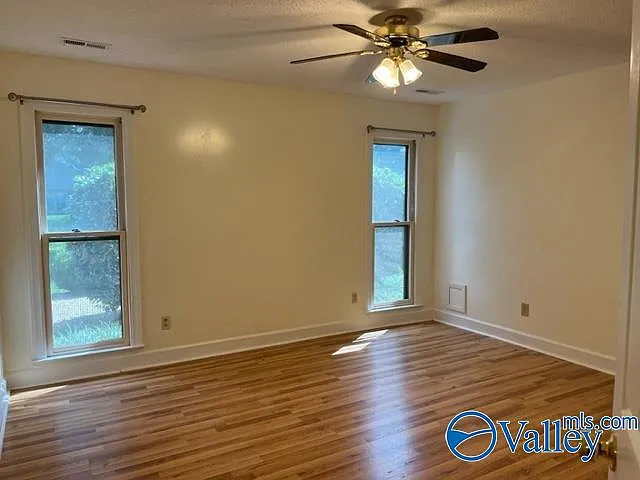 2510 Hamilton Dr SE — Photo 11