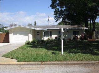 8701 117th St, Seminole, FL 33772