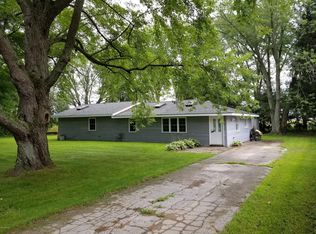 5547 Defield Rd, Coloma, MI 49038