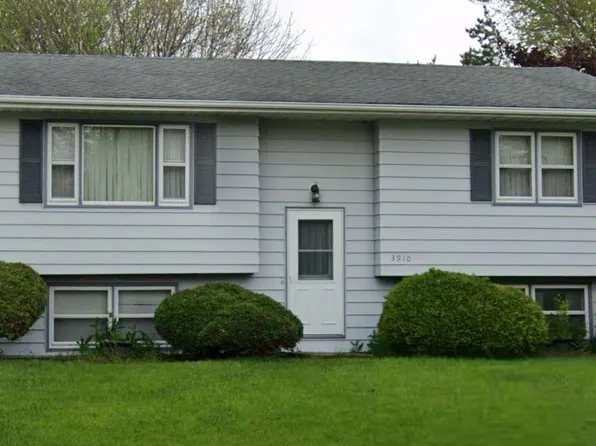 3910 Tami Ter, Waterloo, IA 50702