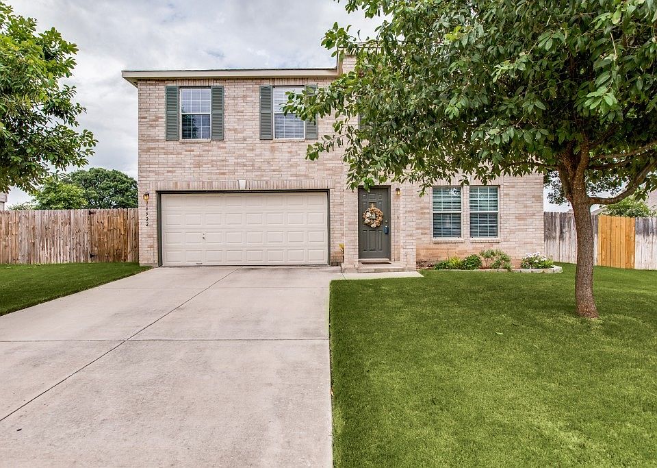 1st image of 16522 Amberly Ct