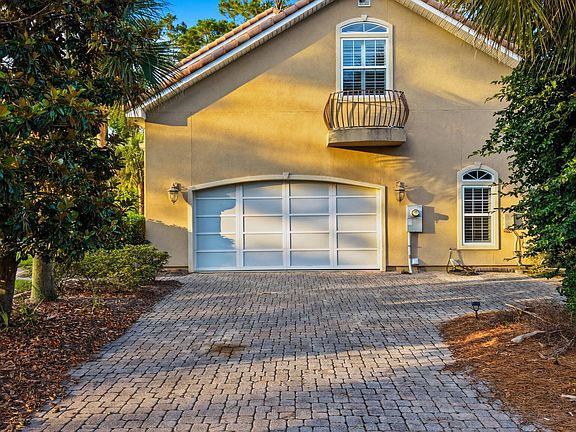 5th image of 301 Trieste Blvd