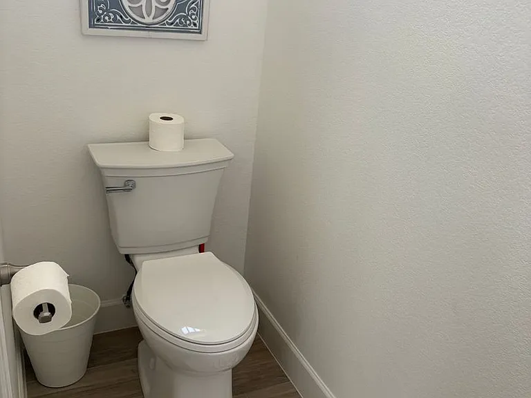 123 N Washington St #27 — Photo 6