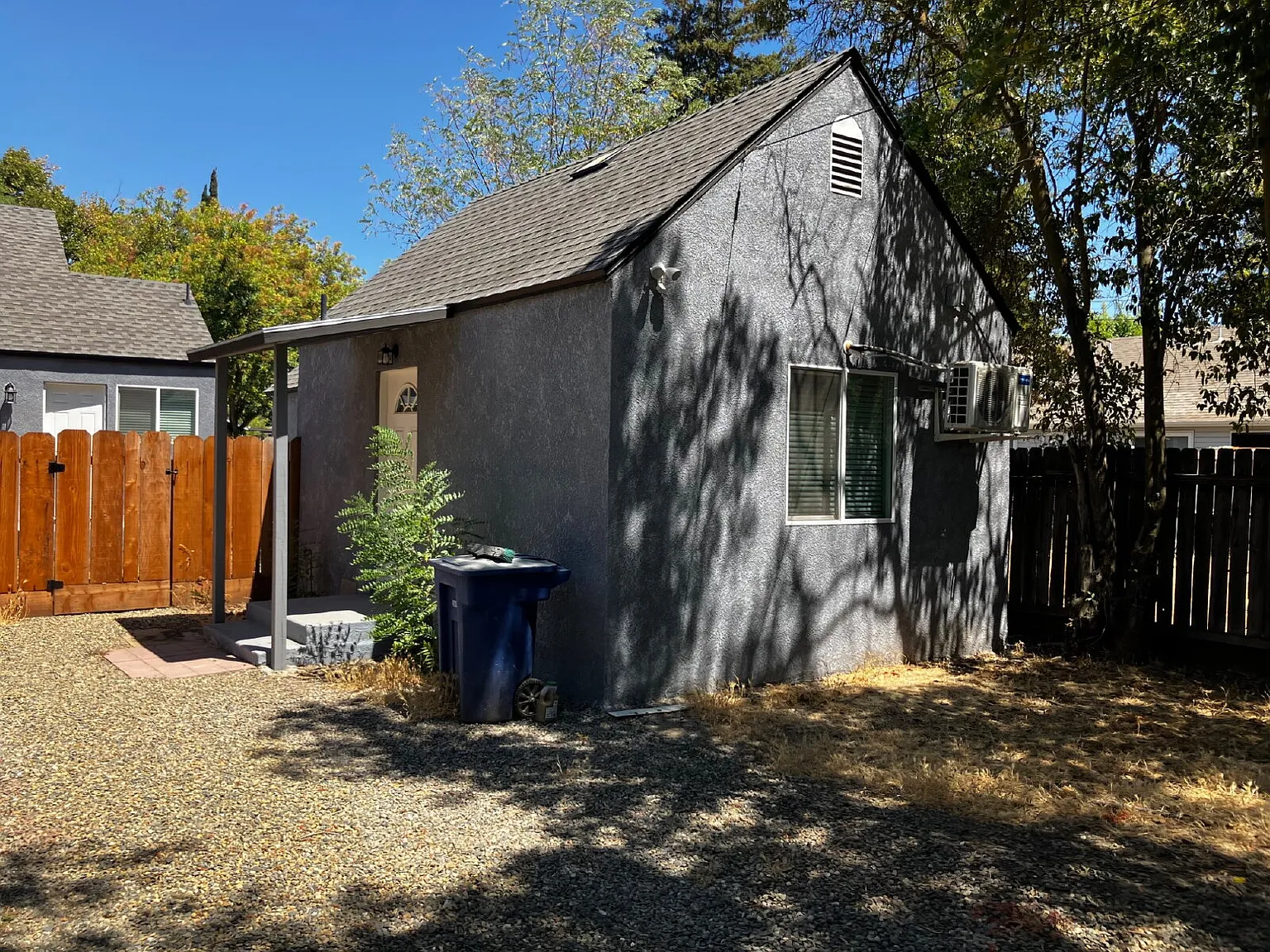 1 bed, 1.0 bath, 650 sqft, $1,200 — Photo 4