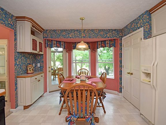 5th image of 6208 Greens Way