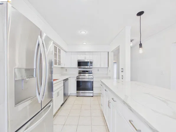 466 Crescent St APT 114, Oakland, CA 94610