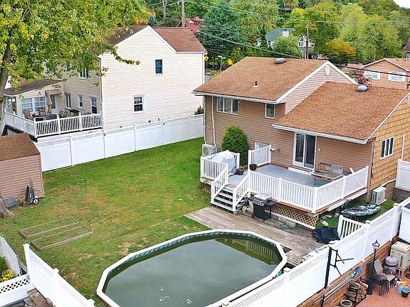 5th image of 465 Lighthouse Ave