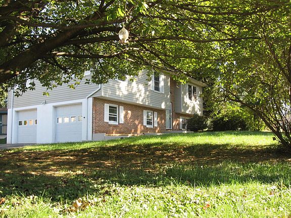 5th image of 1446 Esther Dr