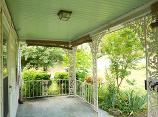 700 Grove Ave #B, Charlottesville, VA 22902