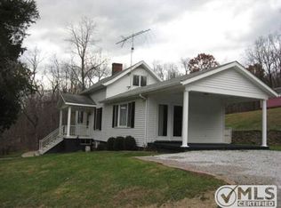 267 Dog Hollow Rd, Valley Grove, WV 26060